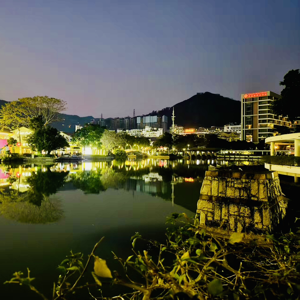 深圳大梅沙8號倉|夜晚打卡必去嘅歐式風情Outlet - Image 5