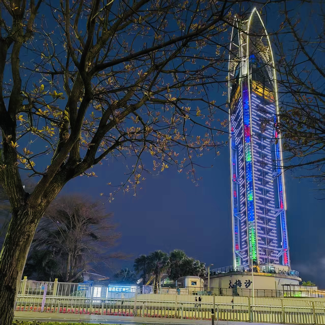 深圳大梅沙8號倉|夜晚打卡必去嘅歐式風情Outlet - Image 3