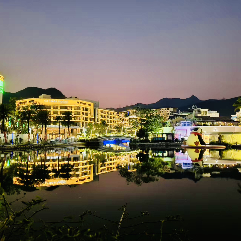 深圳大梅沙8號倉|夜晚打卡必去嘅歐式風情Outlet - Image 4