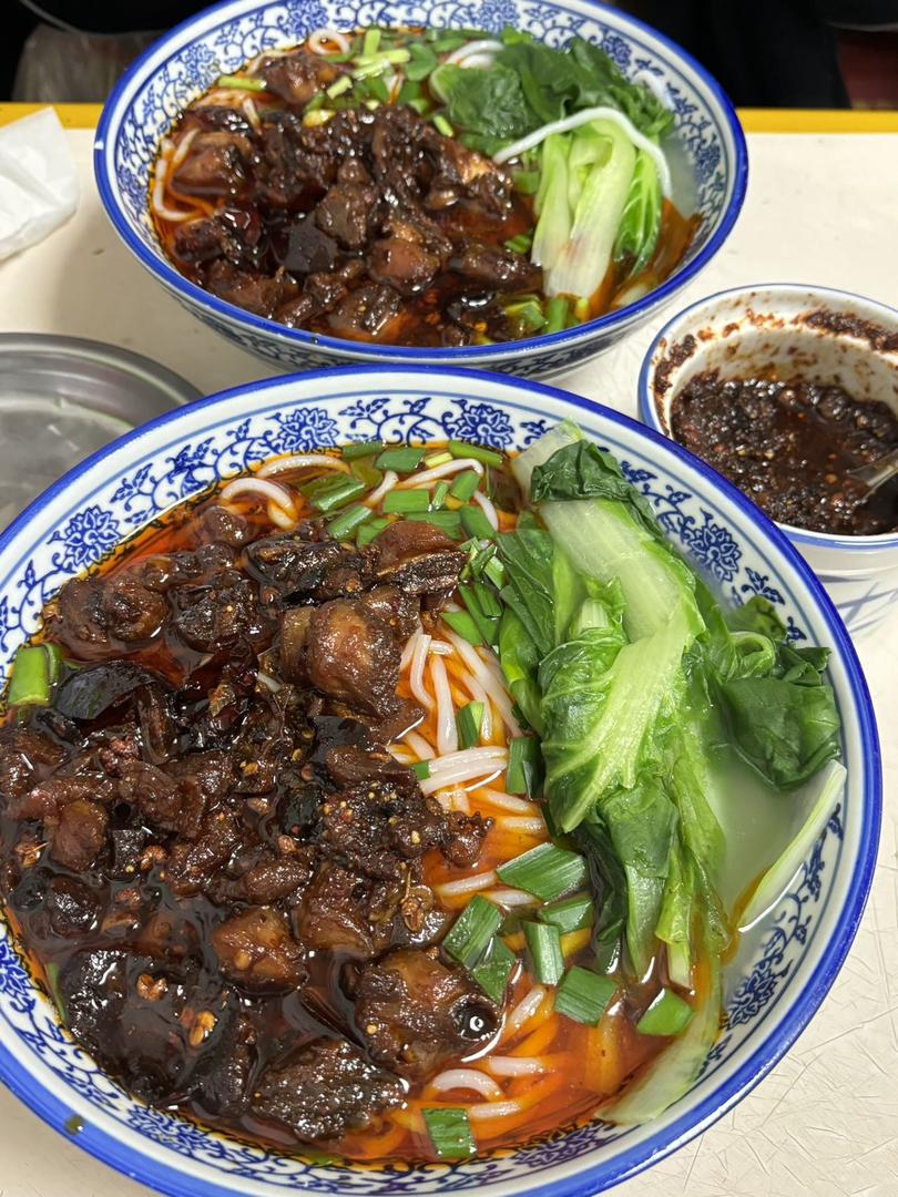 重慶10間隱世小店大公開!本地人私藏美食清單🔥 - Image 2