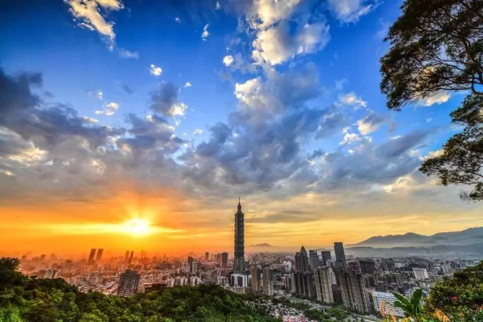 Taiwan|Taipei Fun Pass and Unlimited Travel 1 Day Pass - Taoyuan Airport Pickup & City Pickup