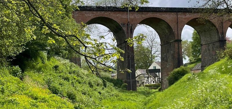 Bridgnorth landmark hotels background