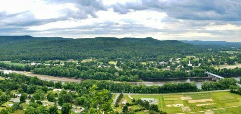 South Deerfield landmark hotels background