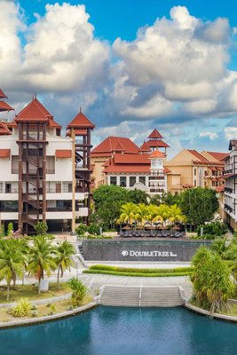 普特拉賈亞湖濱希爾頓逸林酒店