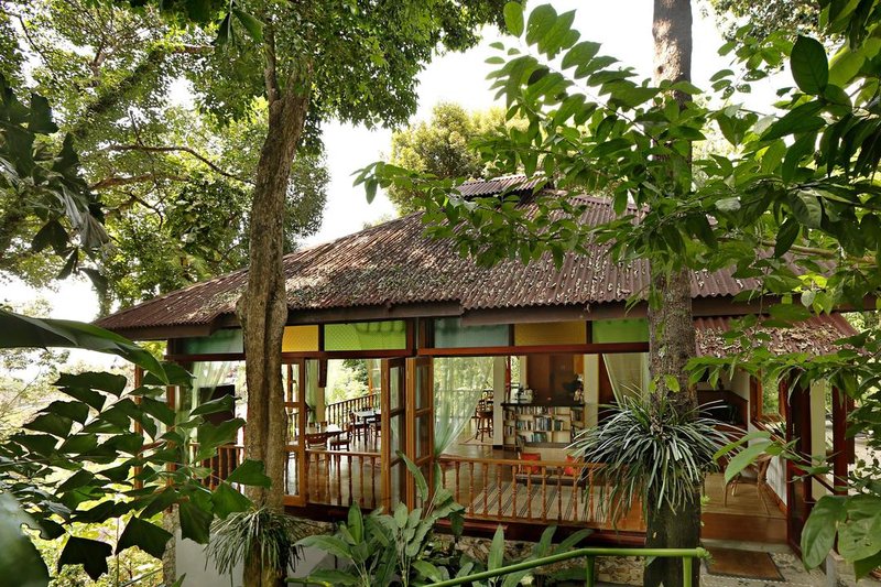 艾姆幫雨林度假酒店