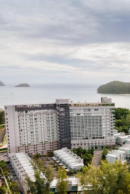 里亞茲拉瓦尼亞酒店