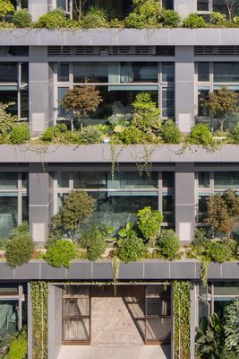 成都星天外酒店(犀浦高鐵站百草路地鐵站店)