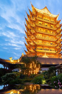 眉山一溪雲酒店