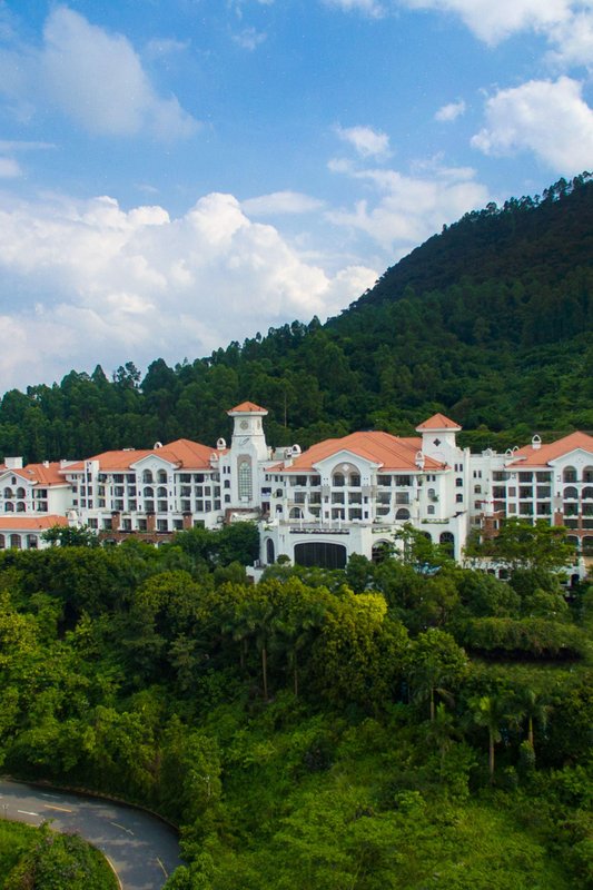 Zhaoqing Senlan Yunhai Hotel