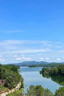 武漢啦哩啦谷度假民宿