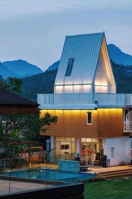 八畝晴川·英德