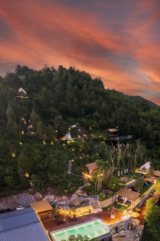 坐忘·山林温湯美宿(天津薊州店)