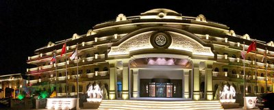 鞍山卓閲·清水灣温泉度假酒店