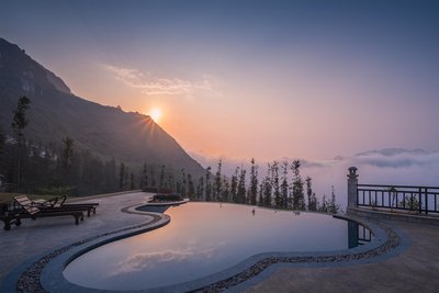 蒙特維爾山度假村