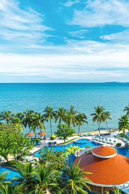 芭堤雅皇家翼套房及水療中心