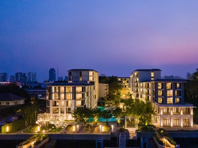 UHG四分之一湄南酒店