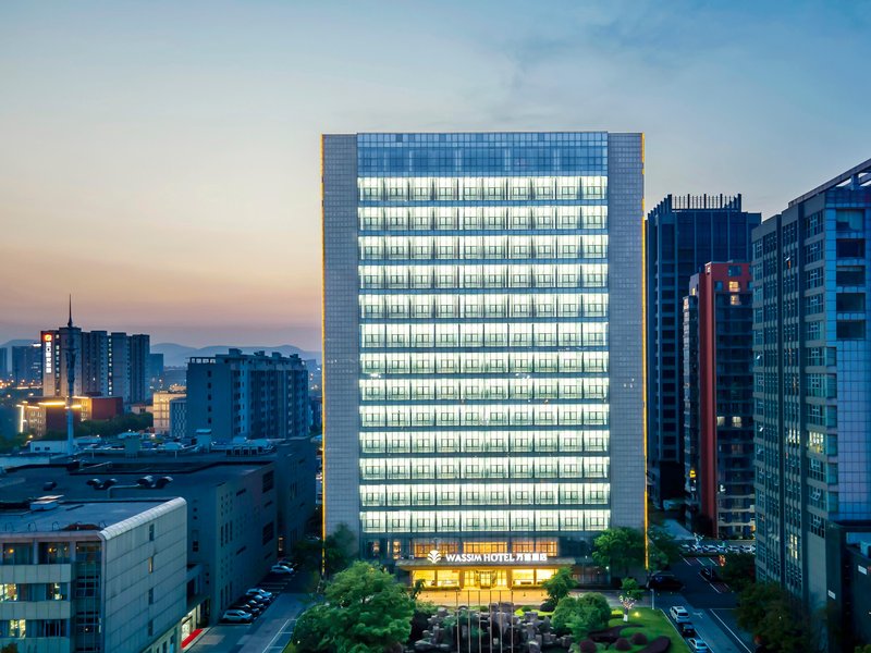 Wassim Hotel (Pukou Metro Line 10 Wan Hui Cheng Qingao Gym)