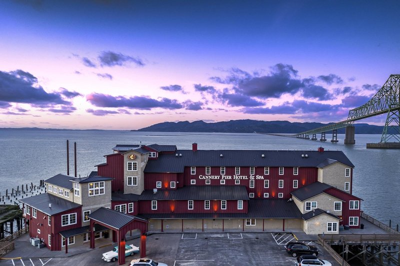 卡尼裏碼頭 SPA 酒店