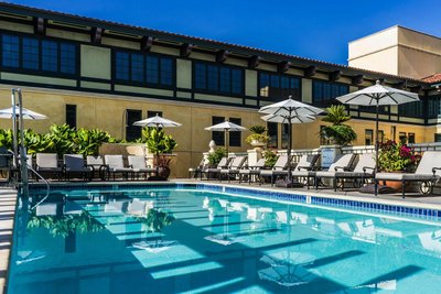 瓦倫西亞桑塔納洛酒店