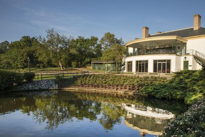 威廉斯堡旅館-傲途格精選