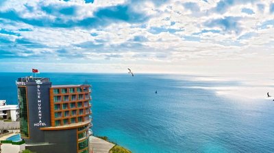 藍色穆丹亞酒店