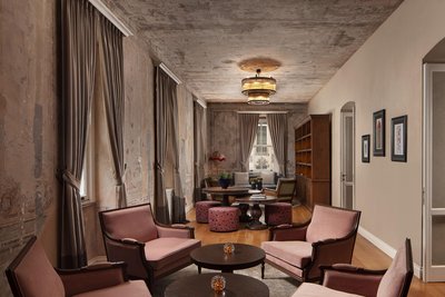 佩拉阿達漢德卡蒙多-傲途格精選