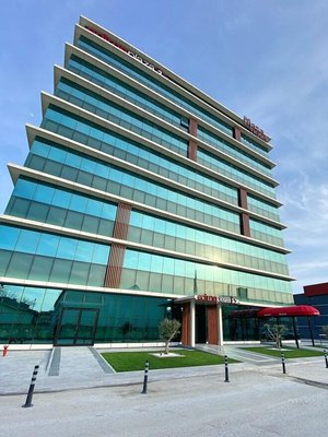 埃迪爾內廣場酒店