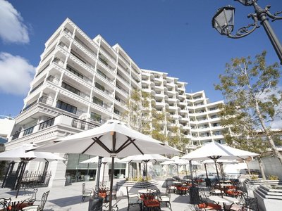 神户海港拉套房酒店