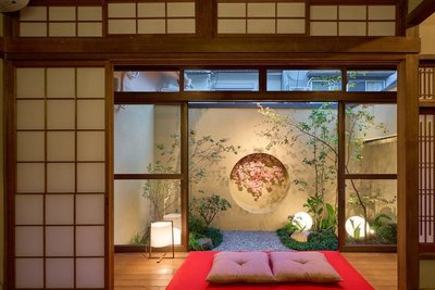 今昔莊 大阪 天下茶屋 - 日本茶 -