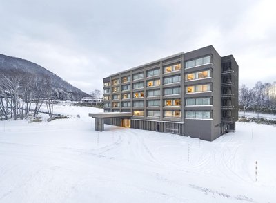 新雪谷村日之出山希爾頓 Curio 精選系列酒店