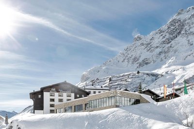 祖爾瑟霍夫酒店