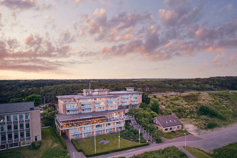 韋斯特考得酒店