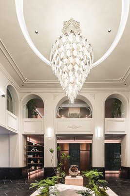 上海人民廣場南京東路步行街珍寶酒店