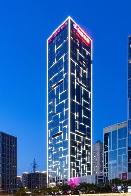 大連星海皇冠假日酒店