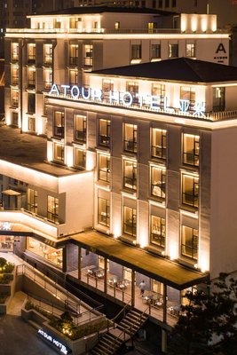 青島棧橋海景亞朵酒店