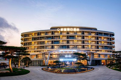 日照蔚藍假日酒店(萬平口開元森泊樂園店)