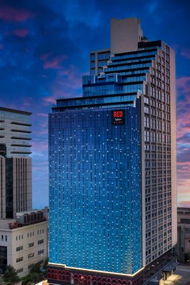 西安高新麗芮酒店(太白南路地鐵站店)