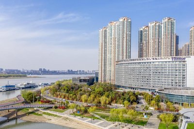 南京世茂濱江希爾頓酒店