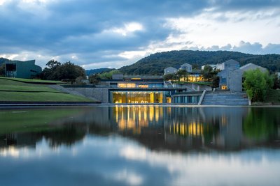 南京四方酒店傲途格精選