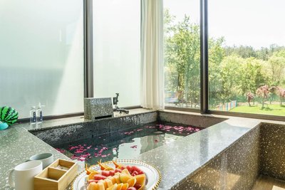 雲居·楠山裡温泉度假酒店