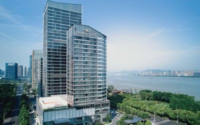 杭州濱奧皇冠假日酒店