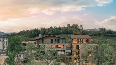 莫幹山雲岸·淺山本草私湯療愈民宿