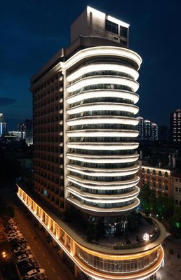 武漢江灘世茂凡象酒店(江漢路步行街店)