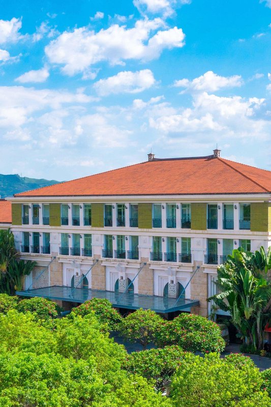 Riyuegu Hot Springs Hotel