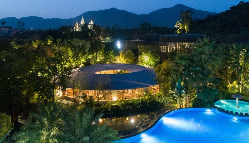 長泰半月山温泉酒店