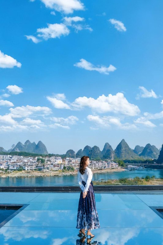 Miracle Hotel (Yangshuo West Street Lijiang Branch)