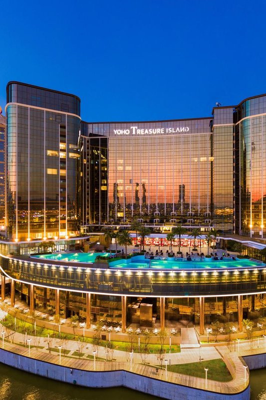 YOHO Treasure Island Hotel