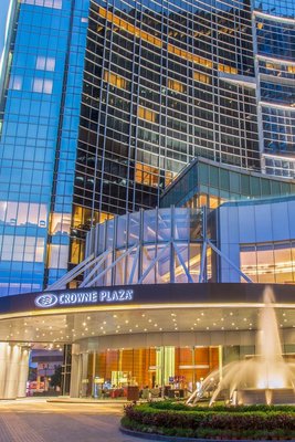 澳門皇冠假日酒店