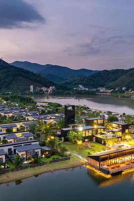 廣東翡翠灣白天鵝温泉度假酒店