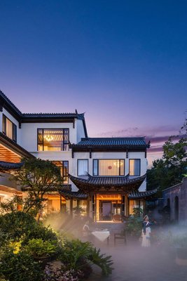 和庭·阿蛙美酒店